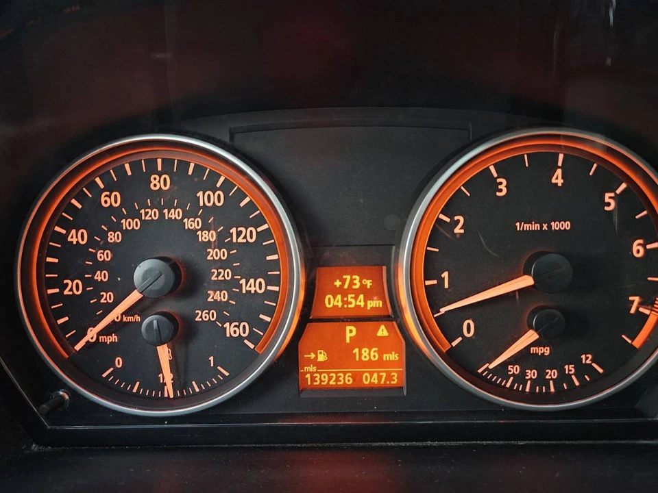 2011 BMW E90 3 Series Sedan - Image 16 of 22