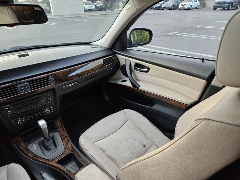 2011 BMW E90 3 Series Sedan - Image 11 of 22