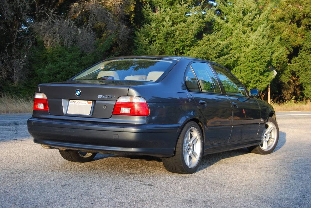 2001 BMW E39 540i - Image 6 of 12