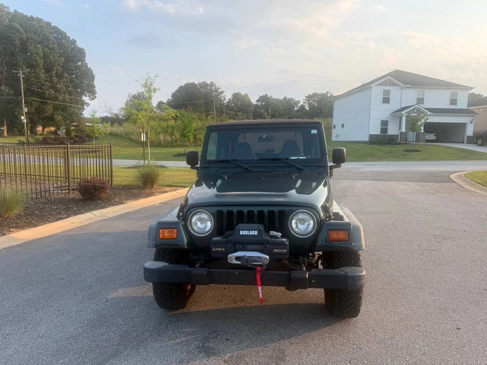 2000 Jeep TJ Wrangler - Image 2 of 9