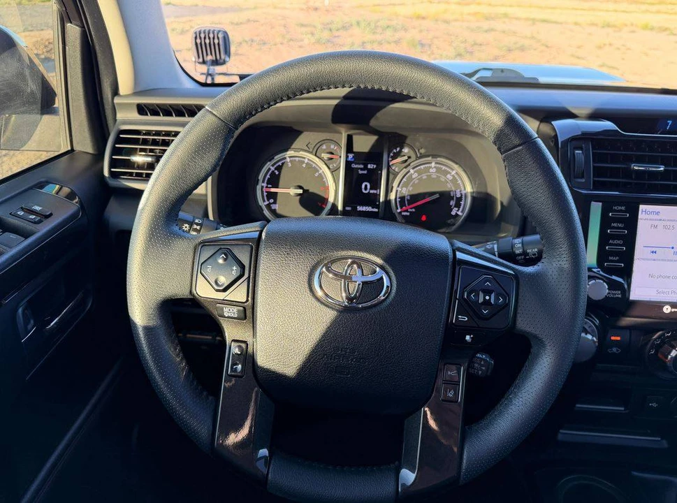 2020 Toyota 4Runner 5th Gen - Image 4 of 5