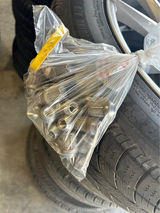 2017 Parts & Memorabilia Other Wheels - Image 8 of 8