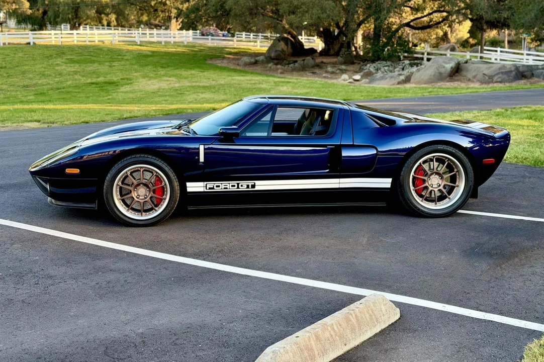 2006 Ford GT 1st Gen - Image 3 of 8