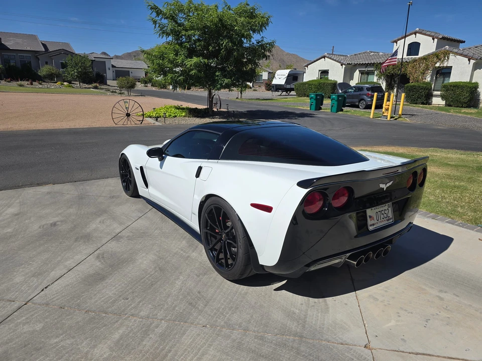 2010 Chevrolet Corvette C6 Z06 - Image 5 of 31