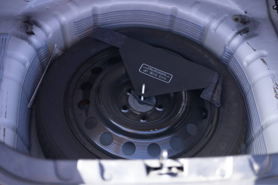 2005 Ford S197 Mustang - Image 8 of 11
