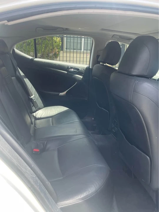 2007 Lexus IS 2nd Gen - Image 9 of 10