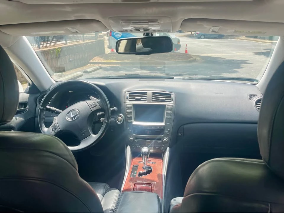 2007 Lexus IS 2nd Gen - Image 6 of 10