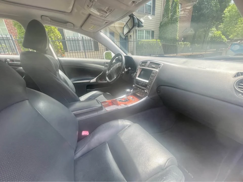 2007 Lexus IS 2nd Gen - Image 8 of 10