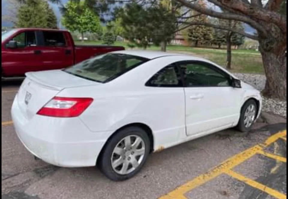 2008 Honda Civic 8th Gen - Image 2 of 5