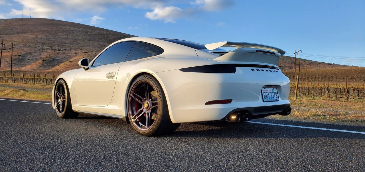 2016 Porsche 991 Carrera GTS - Image 9 of 11