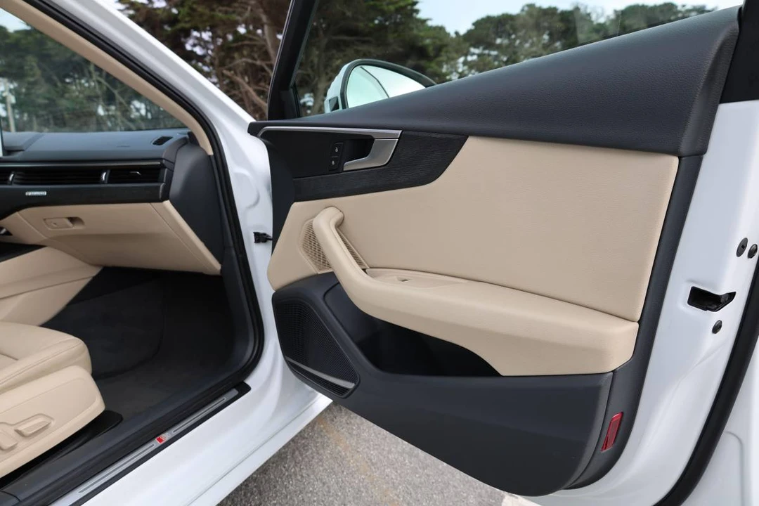 2017 Audi B9 A4 - Image 15 of 18