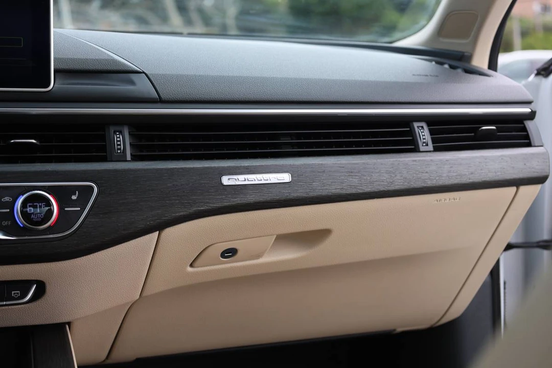 2017 Audi B9 A4 - Image 13 of 18