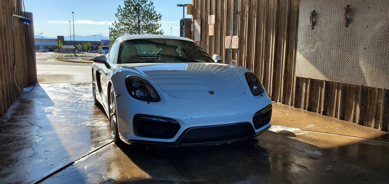 2015 Porsche 981 Cayman GTS - Image 8 of 9