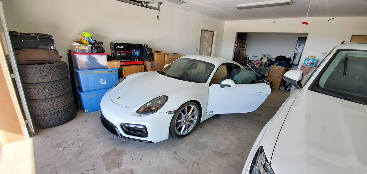 2015 Porsche 981 Cayman GTS - Image 4 of 9