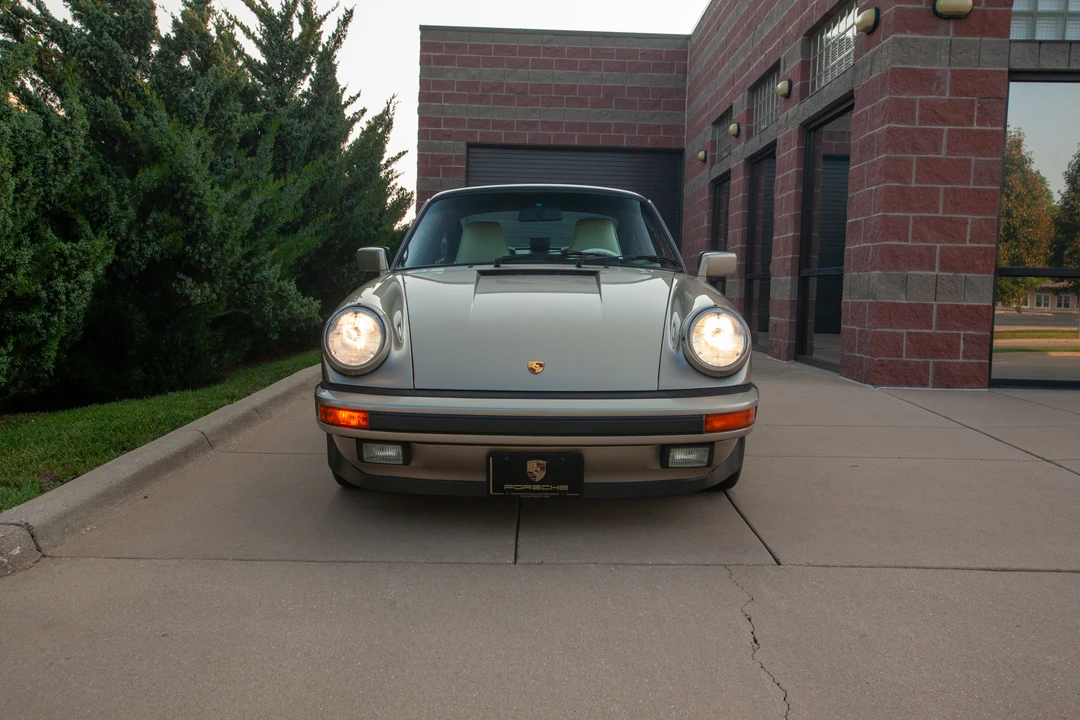 1987 Porsche 911 Carrera 3.2 - Image 17 of 31