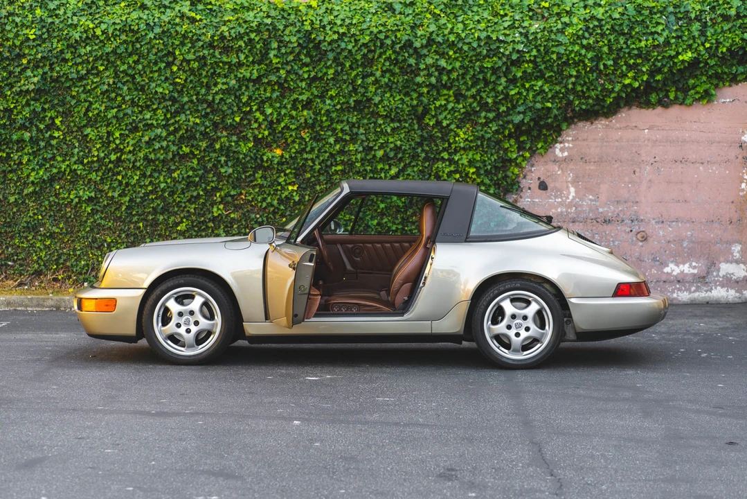 1991 Porsche 964 Carrera - Image 8 of 31