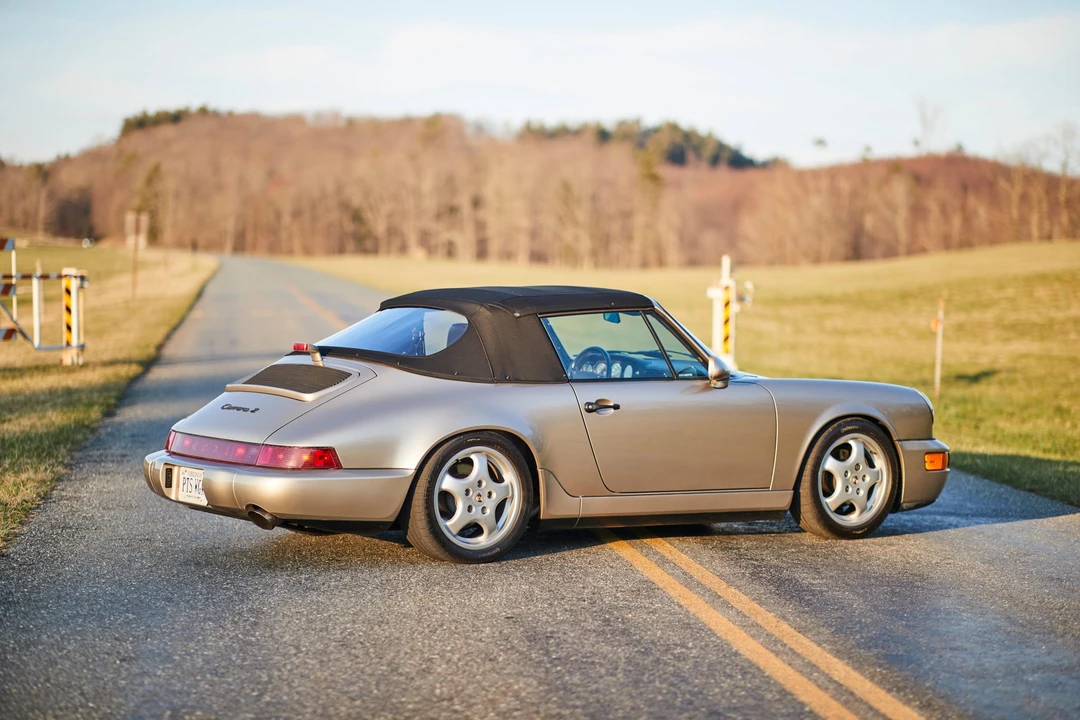 1992 Porsche 964 Carrera - Image 16 of 31