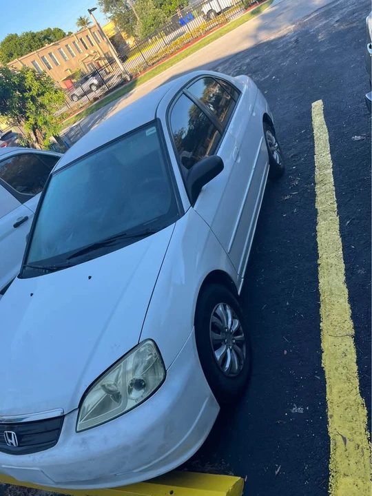2002 Honda Civic 7th Gen - Image 2 of 8