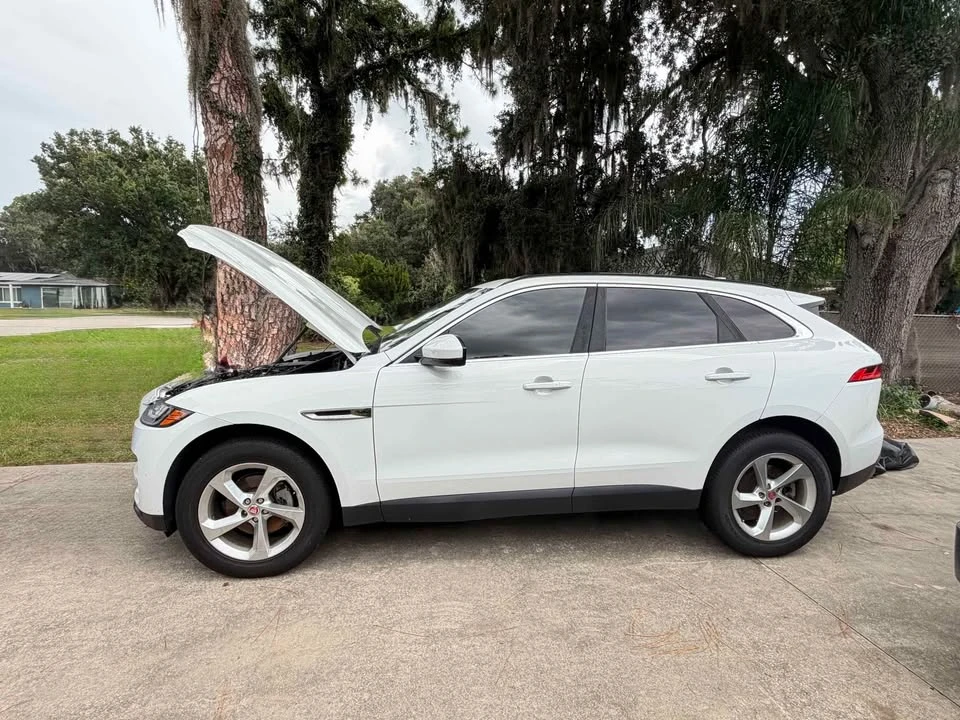 2018 Jaguar F-Pace - Image 2 of 10