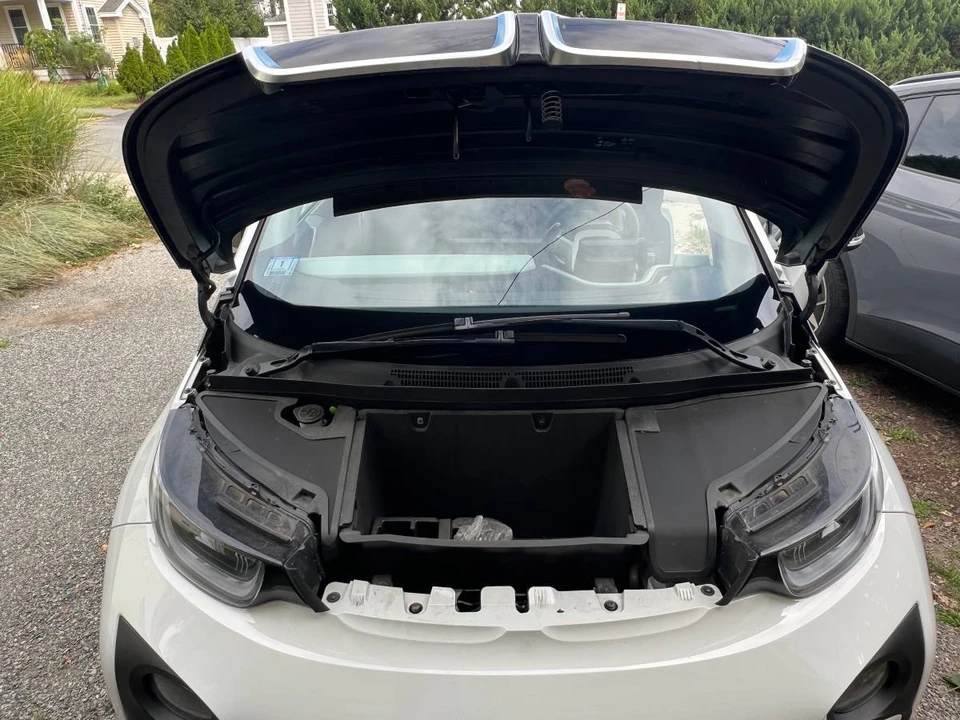 2016 BMW i3 - Image 19 of 21