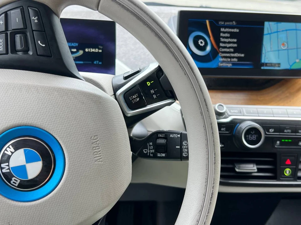 2016 BMW i3 - Image 16 of 21