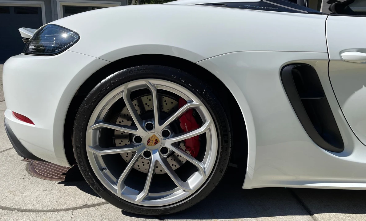 2021 Porsche 718 Boxster Spyder - Image 6 of 9
