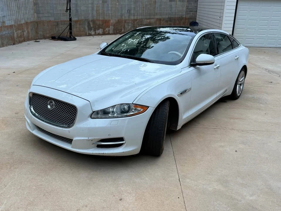 2012 Jaguar X351 XJ - Image 3 of 10