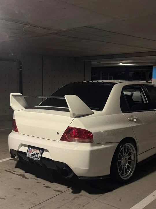 2005 Mitsubishi Lancer Evolution IX 8th Gen - Image 2 of 8