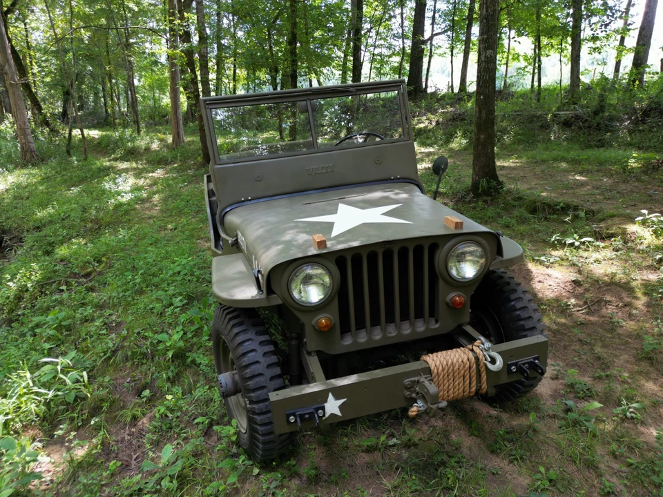Willys CJ-2A - Image 2 of 31