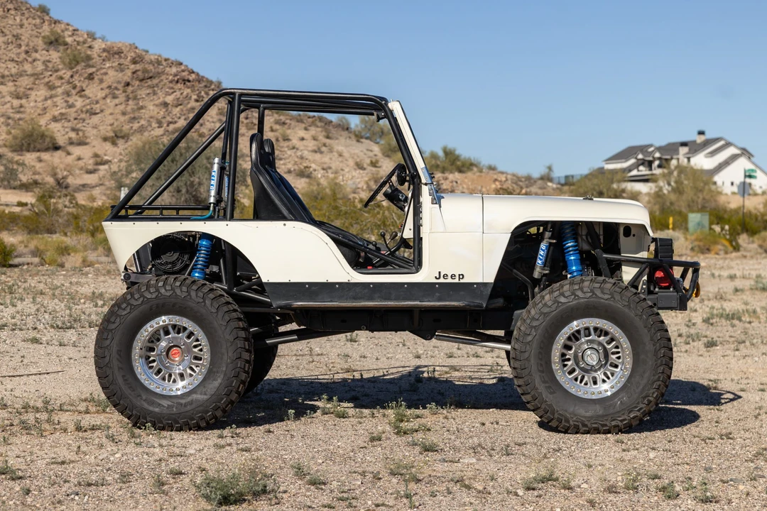 Jeep CJ5 - Image 9 of 31