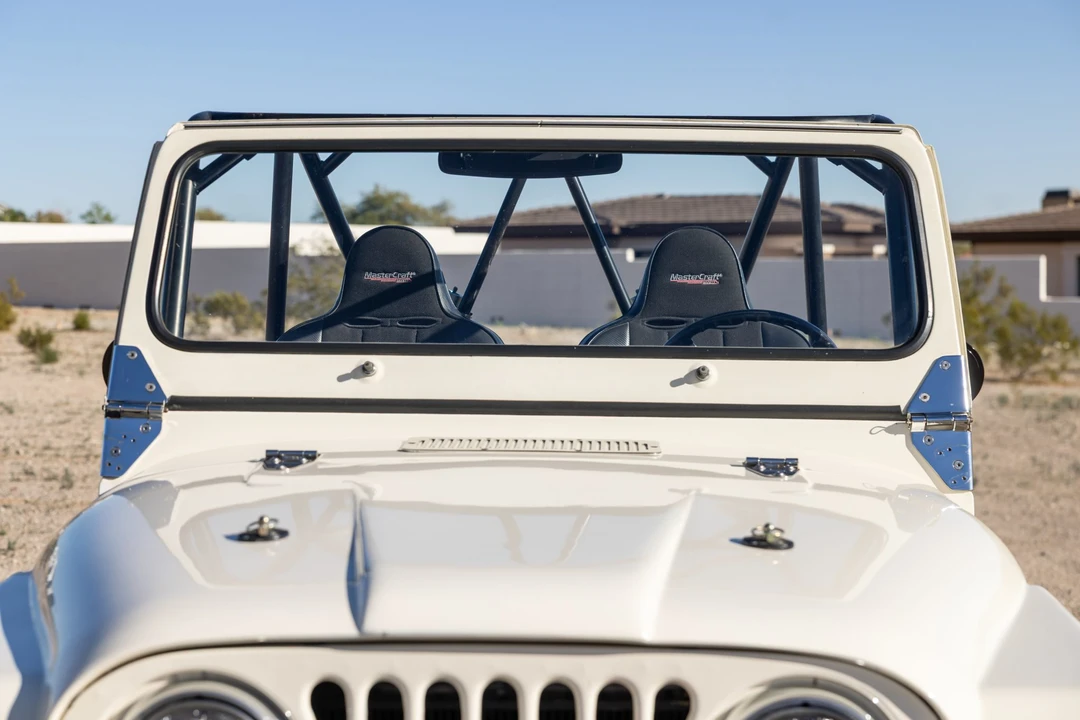 Jeep CJ5 - Image 25 of 31