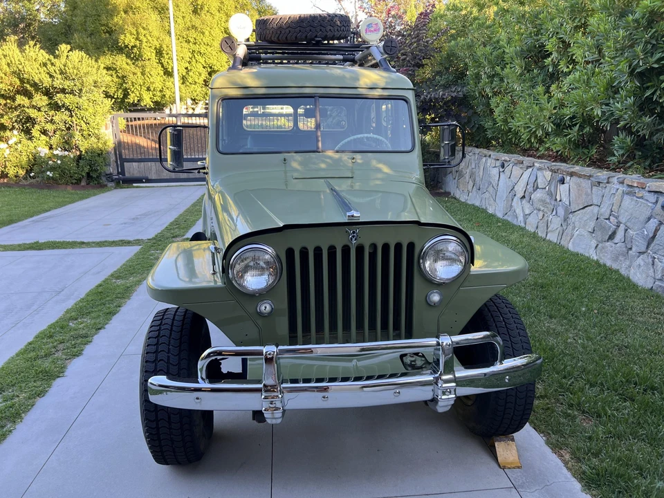 Willys Jeep Wagon - Image 2 of 31