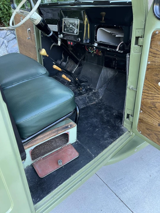 Willys Jeep Wagon - Image 24 of 31