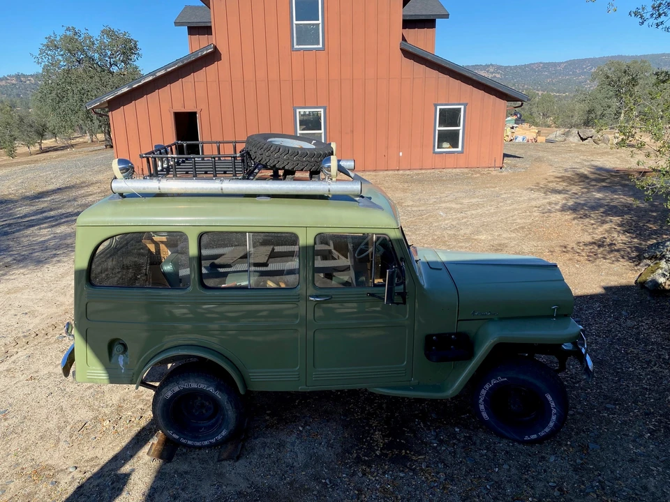 Willys Jeep Wagon - Image 10 of 31