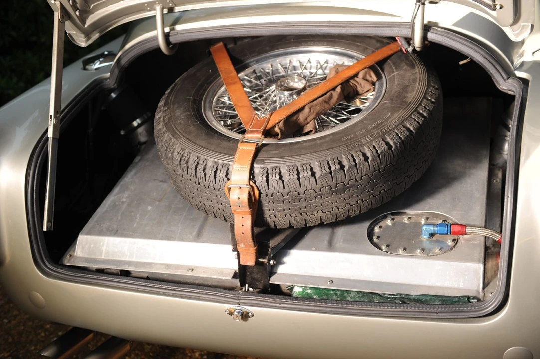 2005 Aston Martin DB4 GT - Image 14 of 22