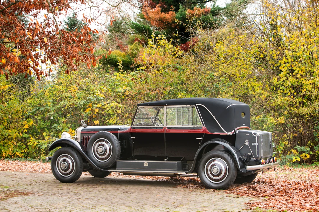 1992 Hispano-Suiza - Image 9 of 31