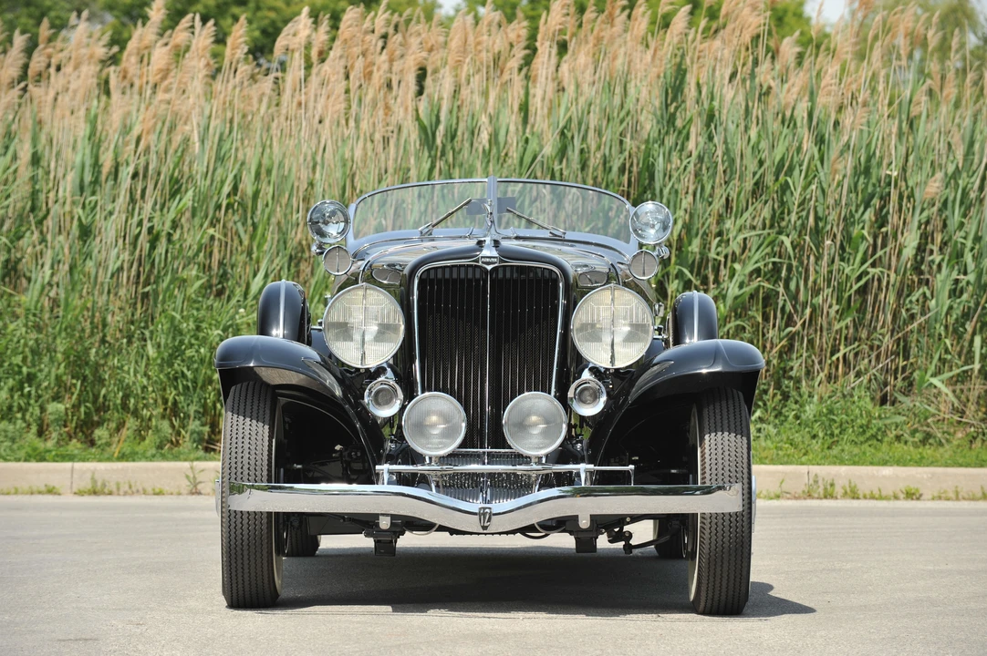 1932 Auburn Twelve - Image 13 of 24
