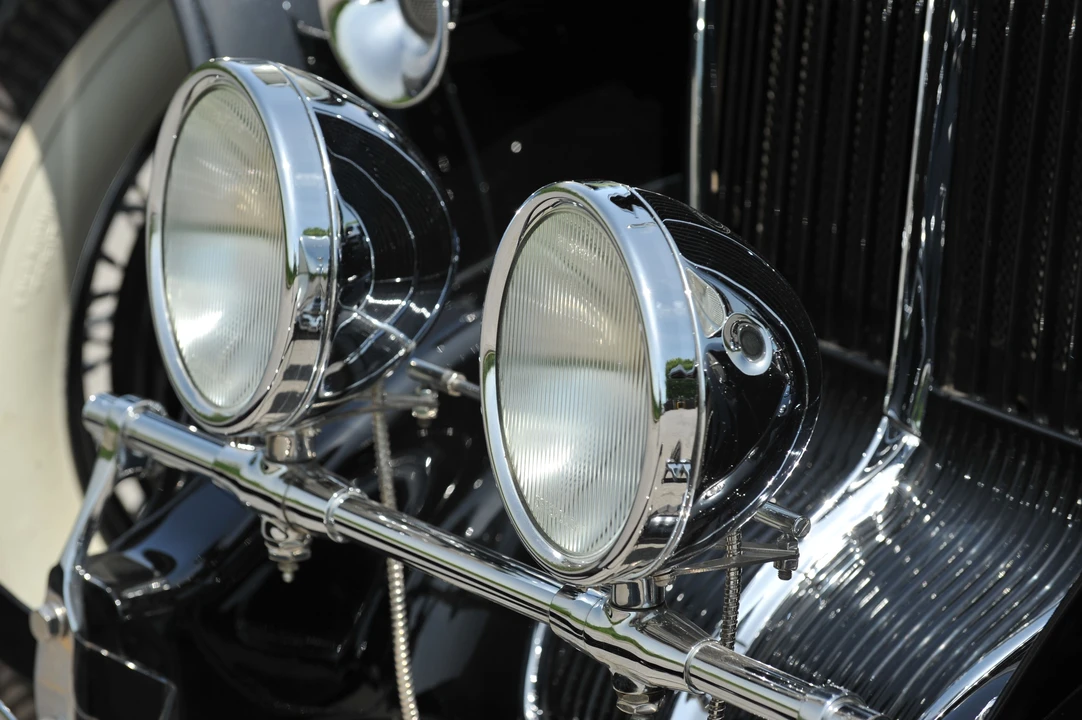 1932 Auburn Twelve - Image 14 of 24
