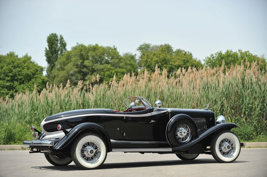 1932 Auburn Twelve - Image 5 of 24