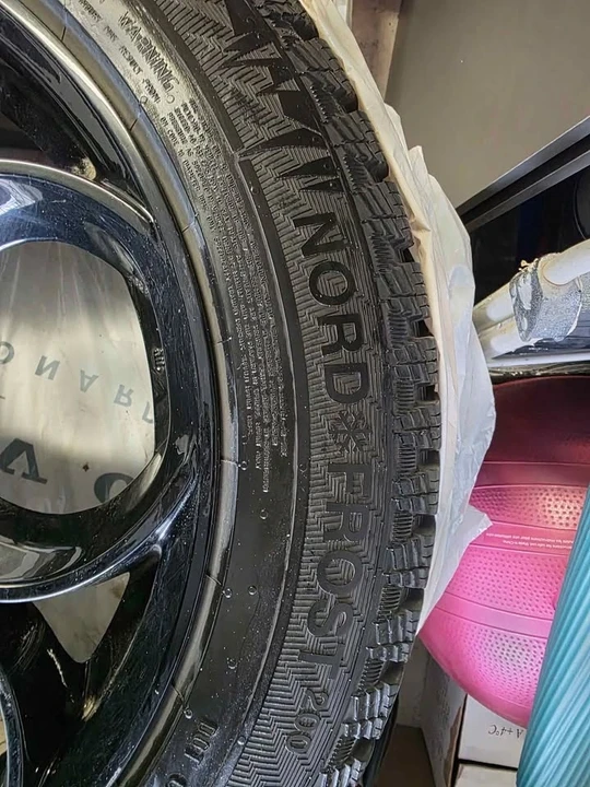 Parts & Memorabilia Other Wheels - Image 3 of 7