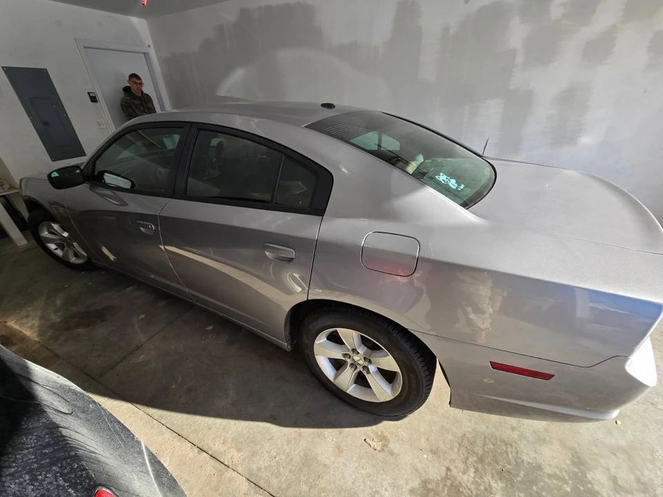 2013 Dodge Charger 7th Gen - Image 5 of 10