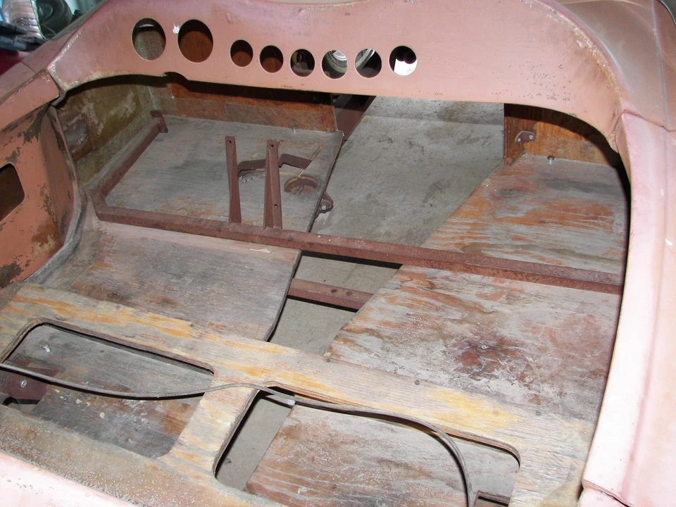 Willys - Image 21 of 31