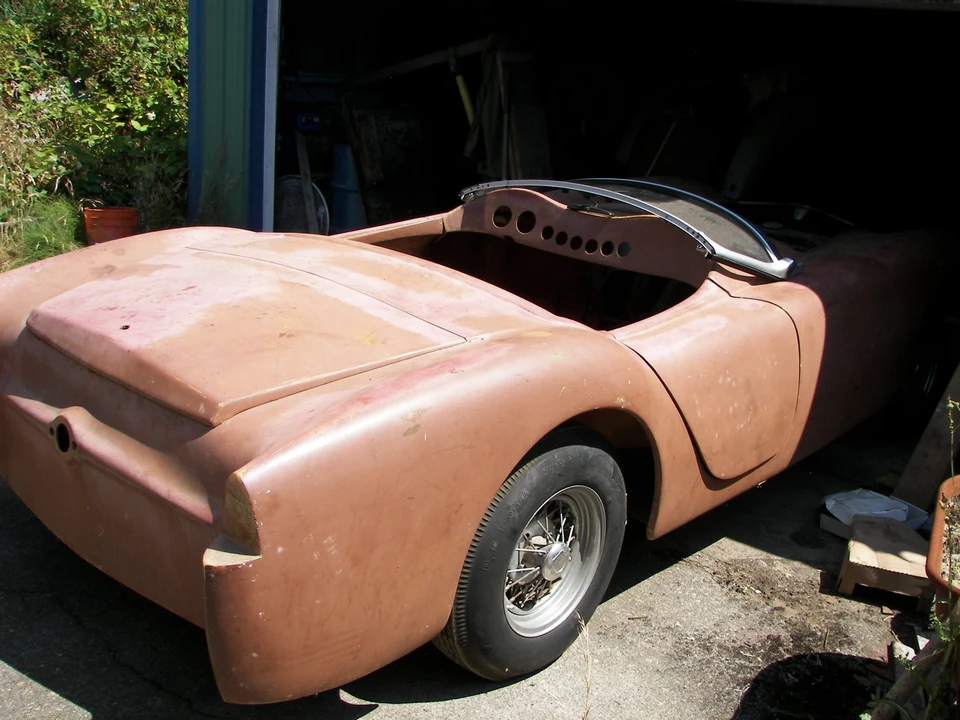 Willys - Image 14 of 31