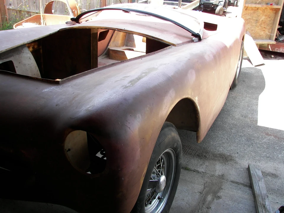 Willys - Image 17 of 31