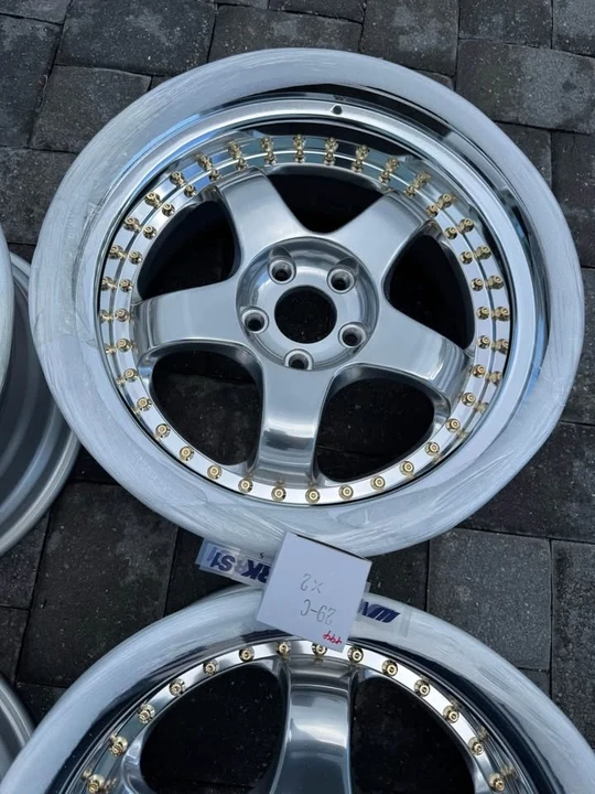 Parts & Memorabilia Other Wheels - Image 5 of 9