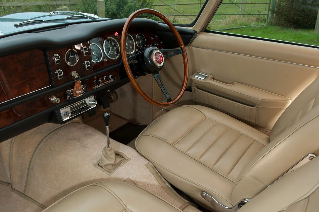 1963 Aston Martin Lagonda - Image 2 of 31