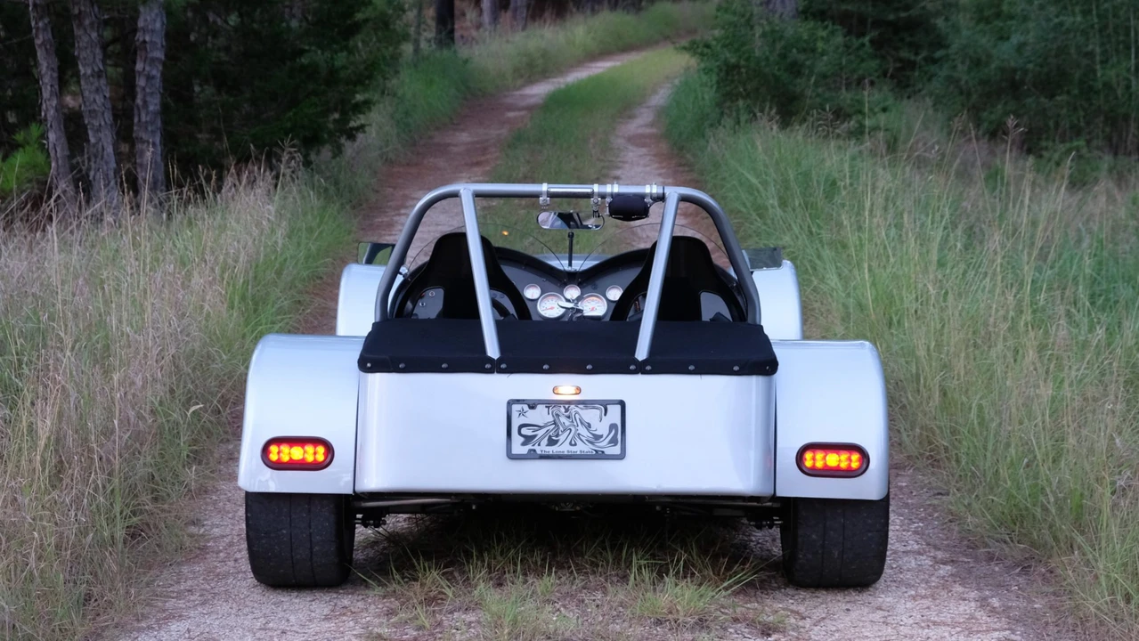 Vehicle image 12 of 31
