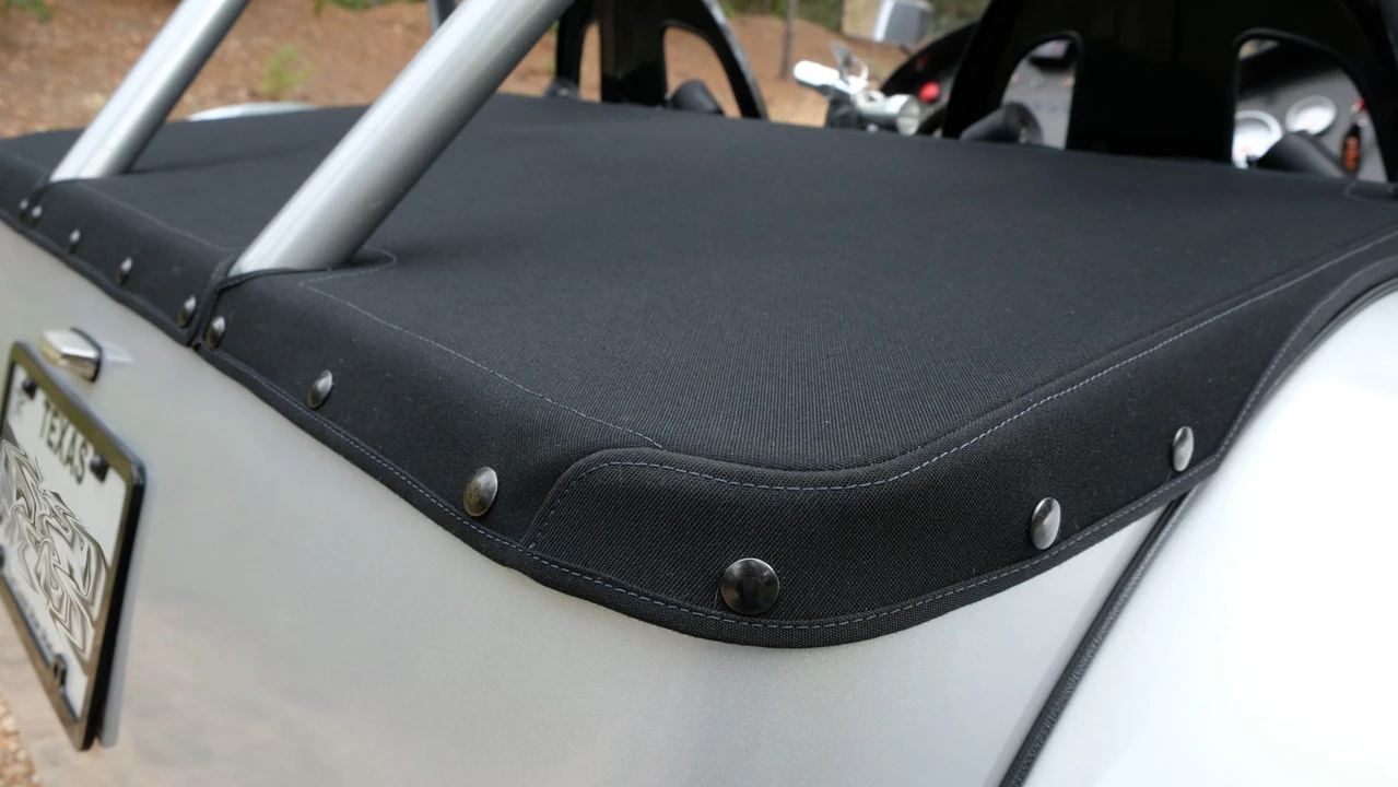 Vehicle image 17 of 31