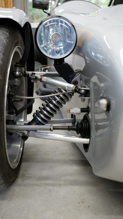 Vehicle image 18 of 31