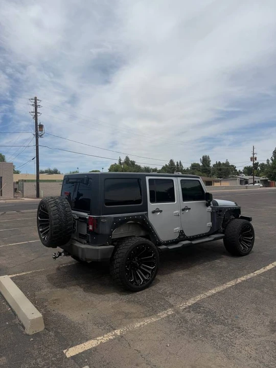 2011 Jeep JK Wrangler - Image 5 of 13